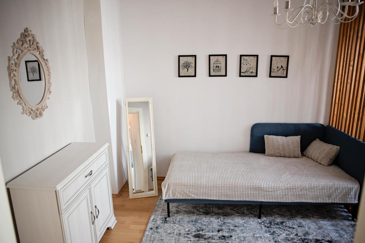 Cozy Modern Apartment In The Old Town - Hlavna Street Košice Exteriér fotografie