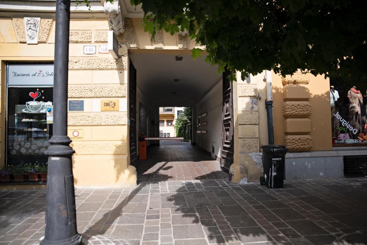 Cozy Modern Apartment In The Old Town - Hlavna Street Košice Exteriér fotografie