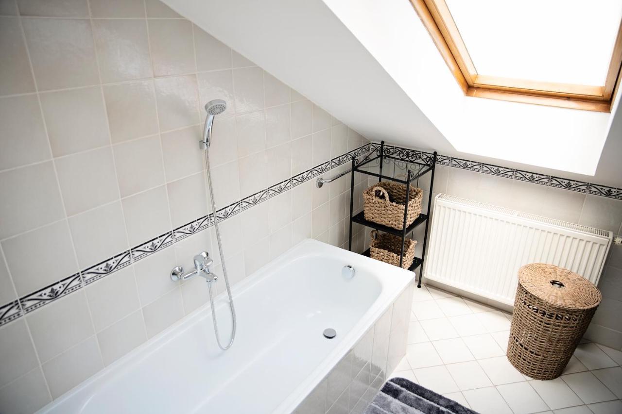 Cozy Modern Apartment In The Old Town - Hlavna Street Košice Exteriér fotografie